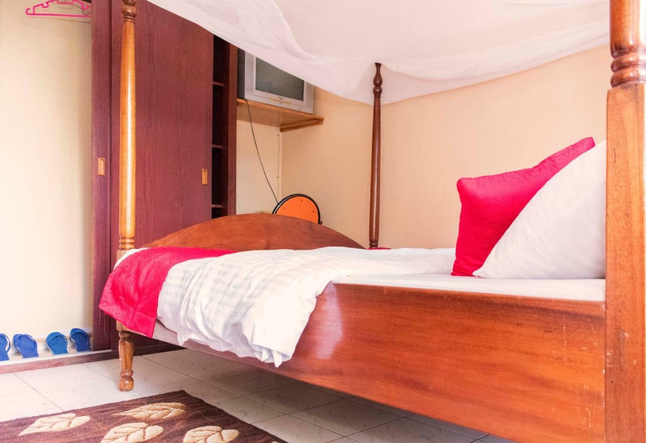 Rwenzori International Hotel كاسيزي المظهر الخارجي الصورة