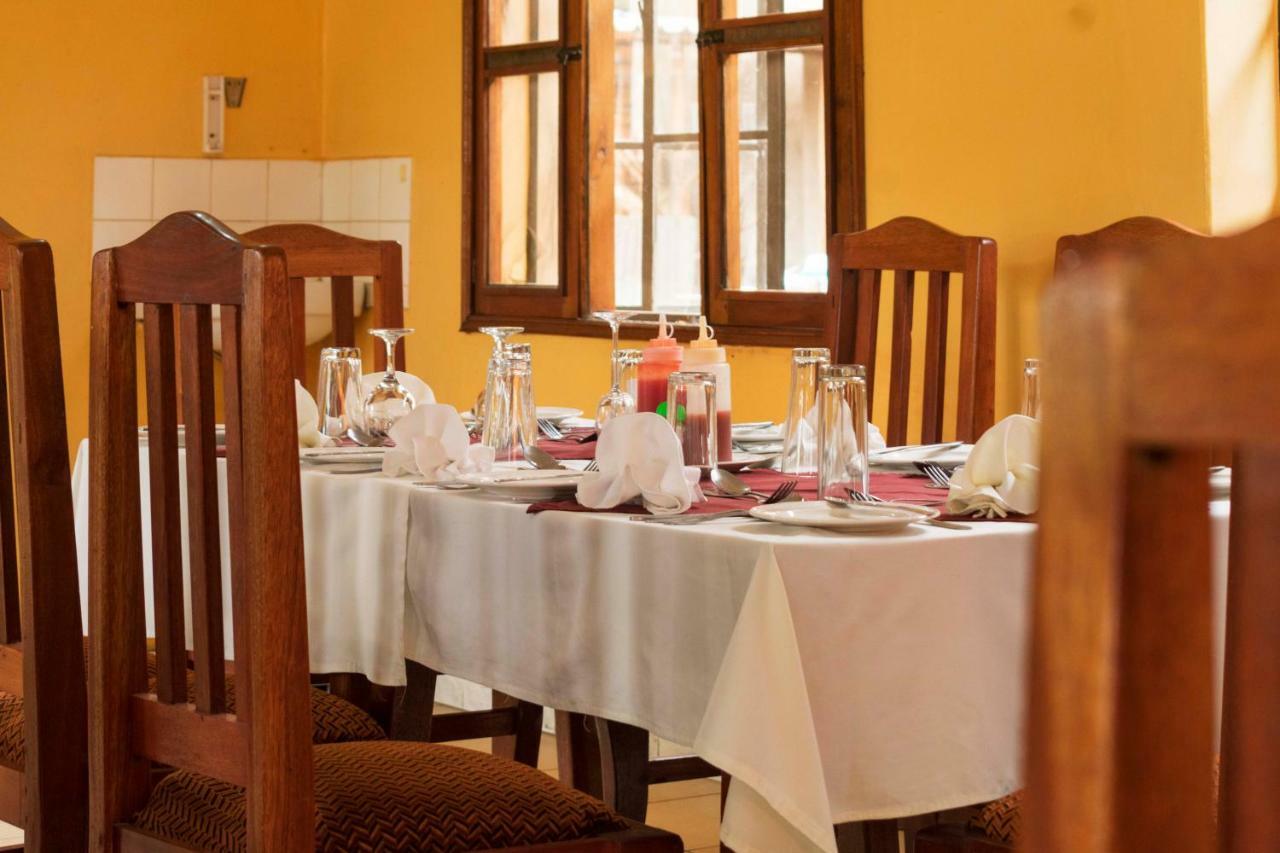 Rwenzori International Hotel كاسيزي المظهر الخارجي الصورة