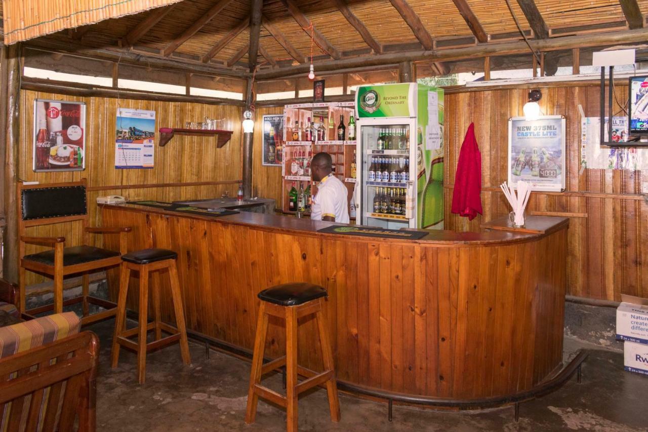 Rwenzori International Hotel كاسيزي المظهر الخارجي الصورة
