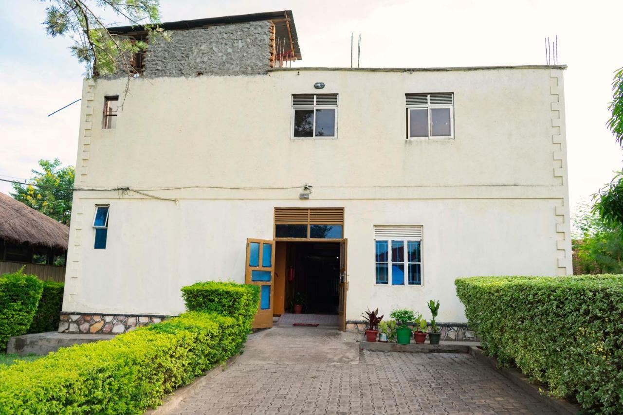 Rwenzori International Hotel كاسيزي المظهر الخارجي الصورة