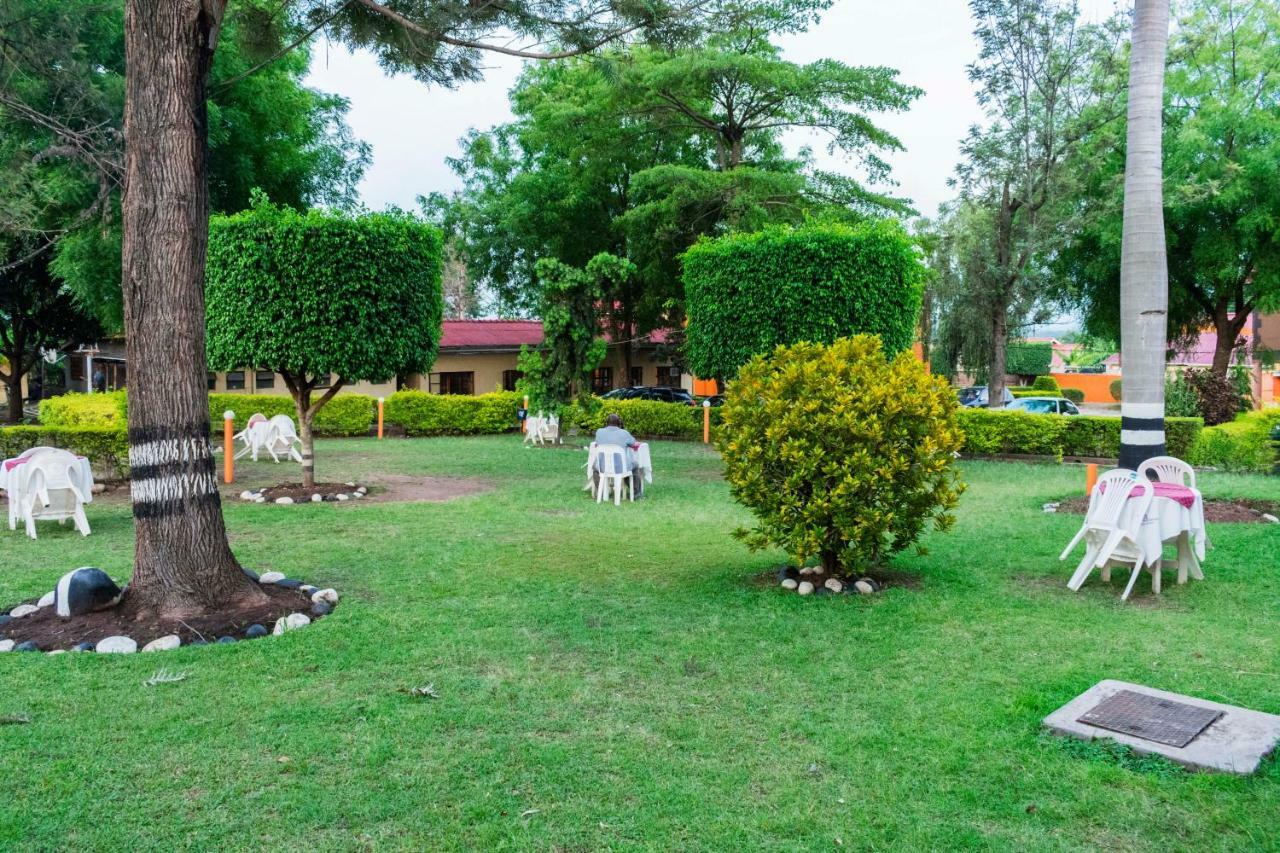 Rwenzori International Hotel كاسيزي المظهر الخارجي الصورة