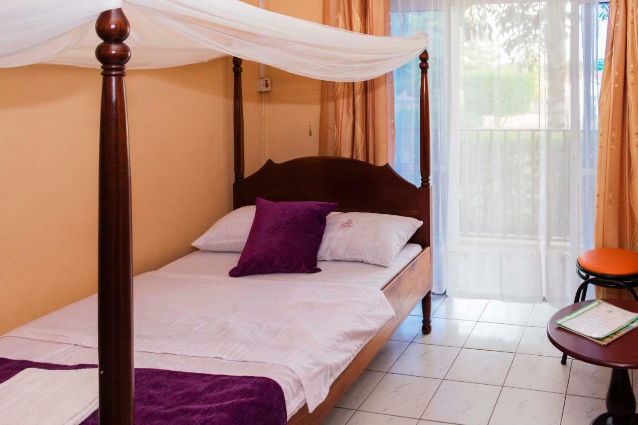 Rwenzori International Hotel كاسيزي المظهر الخارجي الصورة