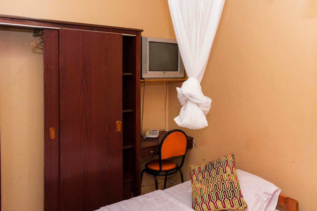 Rwenzori International Hotel كاسيزي المظهر الخارجي الصورة