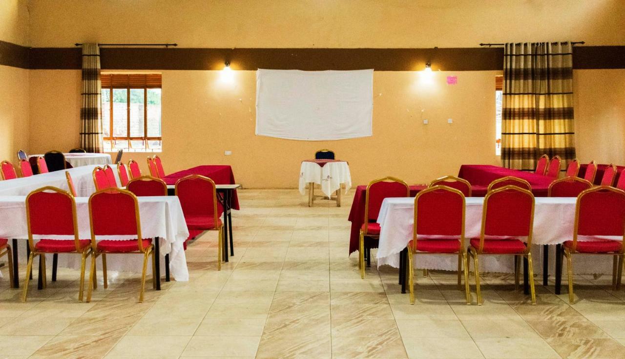 Rwenzori International Hotel كاسيزي المظهر الخارجي الصورة